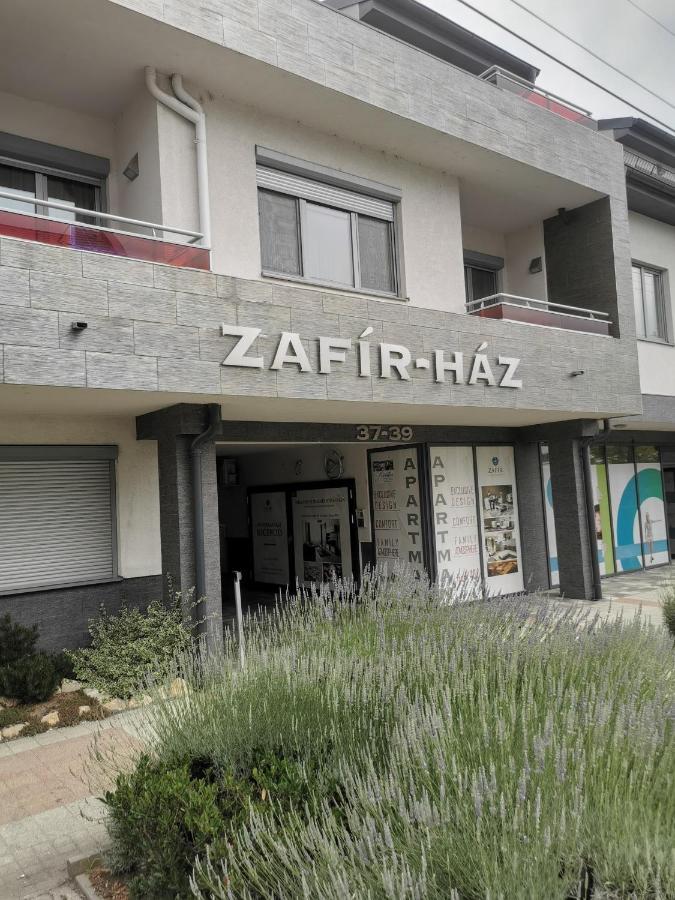 Szabo Lux Apartman Sárvár Extérieur photo