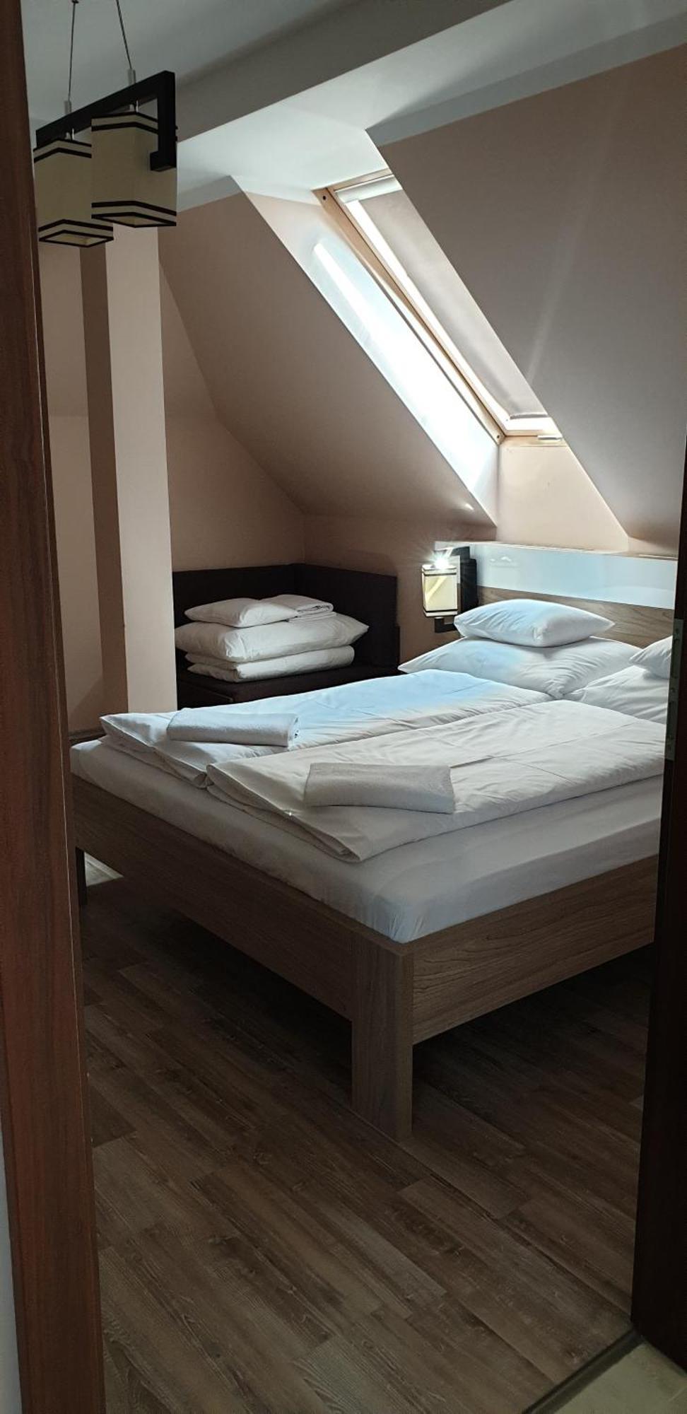 Szabo Lux Apartman Sárvár Extérieur photo